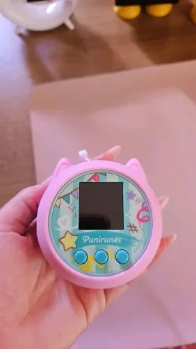 Tamagotchi punirunes 