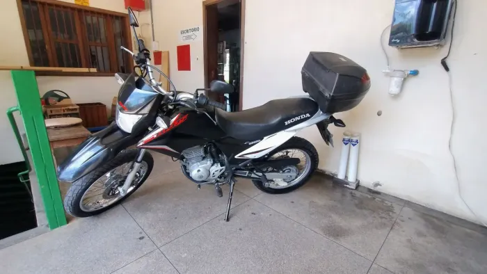 Nxr Bros 150