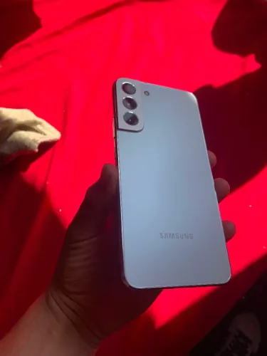 Samsung Galaxy s22 Plus 128gb muito novo