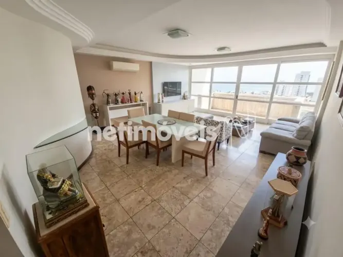 Apartamento Clássico e Exclusivo no Canela | 156 m²; | 4 Quartos | 2 Suítes | Varanda