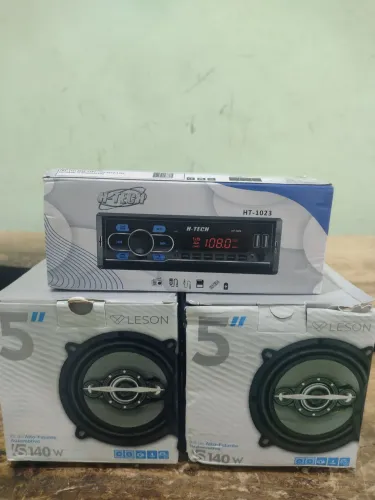 Aparelho de som H-tech + 4 alto falantes de 5" marca Leson
