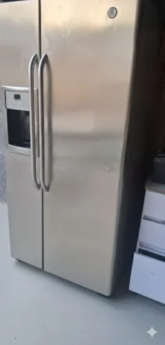 Geladeira side by side General Electric 127v