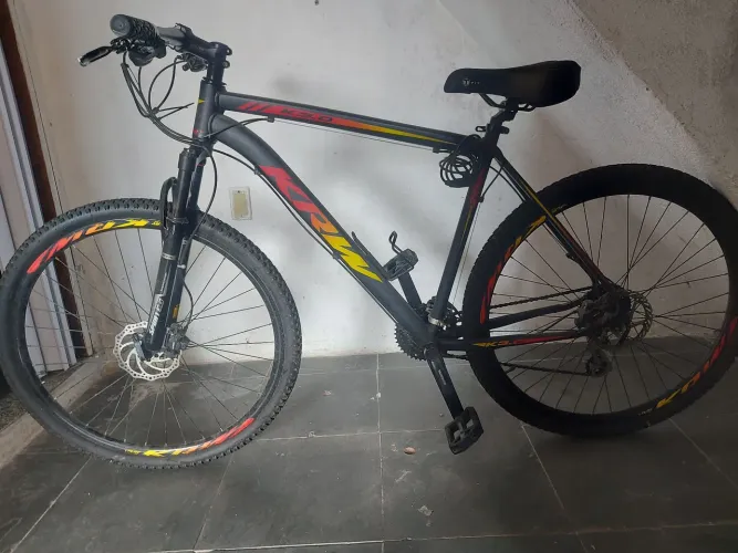 Bicicleta MTB KSW - Freio a Disco + Suspensão