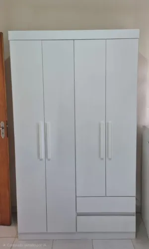 VENDO GUARDA-ROUPA USADO
