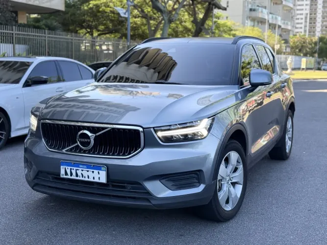 Volvo XC40 T-4 2.0 190cv FWD 2019