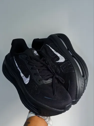 Nike Vomero Premium 41