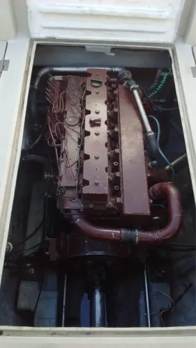 Motor Cummins Serie C 8.3 220hp Marinizado Completo 