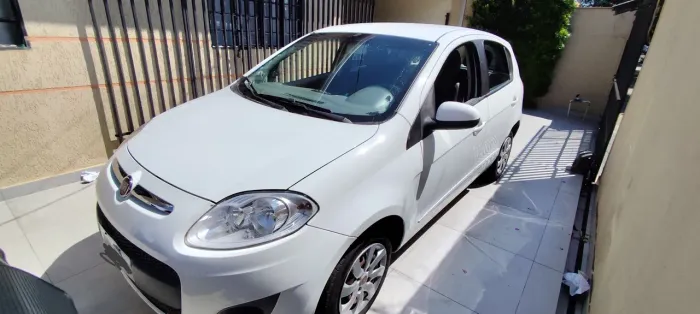 Fiat Palio Attractive 1.0 EVO Fire Flex 8V 5P 2016