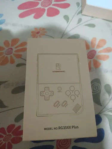 Console portátil RG 35xx plus 