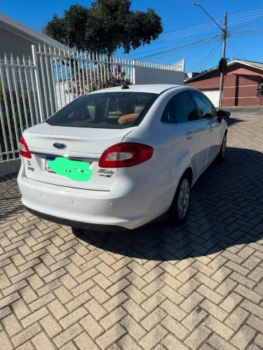Ford Fiesta Sedan SE 1.6 16V Flex 4P 2012