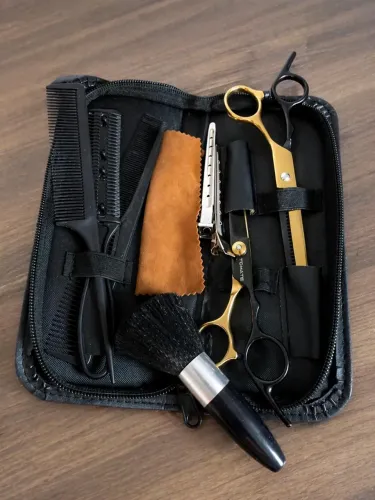 Kit de tesoura para barbeiro lacrado