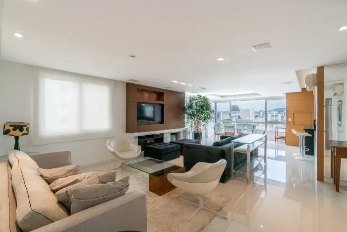 Apartamento mobiliado para alugar no Bela Vista, 3 quartos (3 suítes)