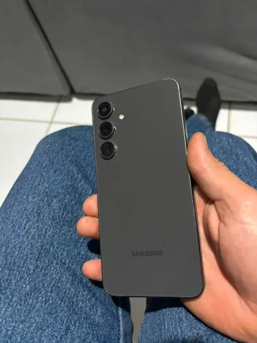 Samsung s24fe