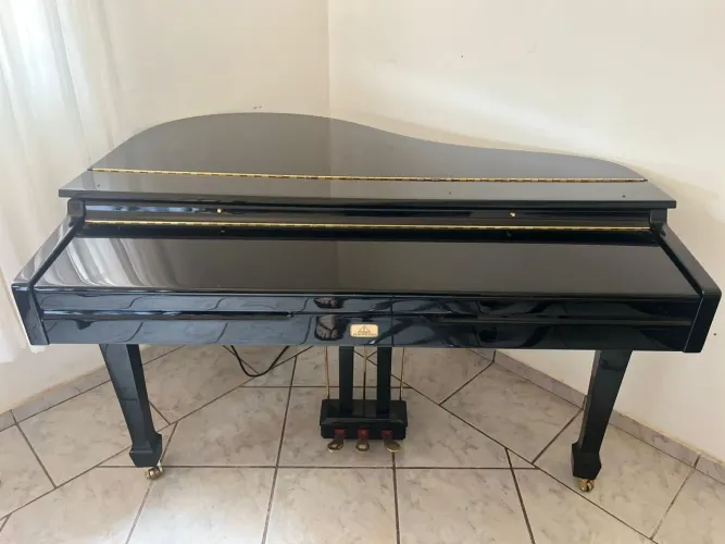 Piano De Cauda Digital Behringer Eurogrand Eg 8080 Preto