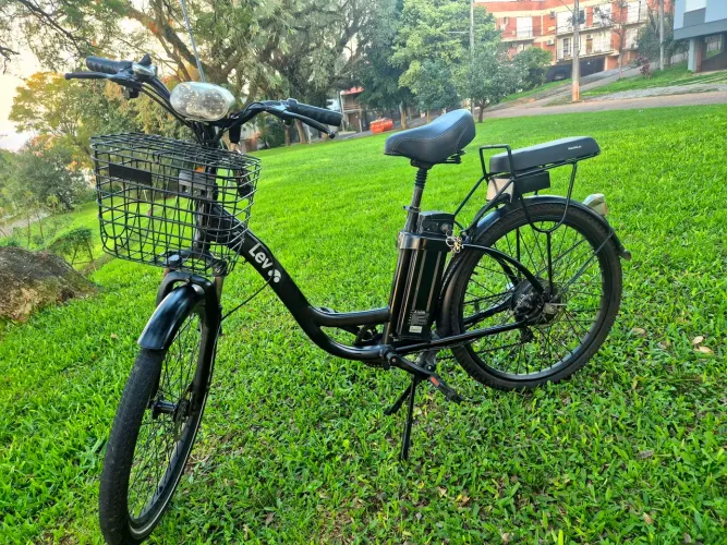 Bicicleta elétrica Lev L plus aro 26