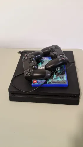 Playstation 4 Slim 1TB 2 Controles + Jogo Incluso