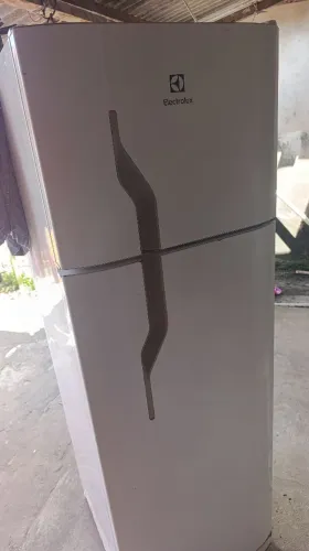 Geladeira gelo seco 700 $