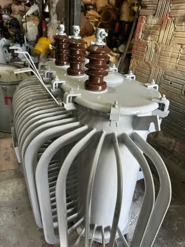 Transformador de 112,5KVA 