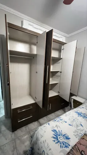 Guarda Roupa
