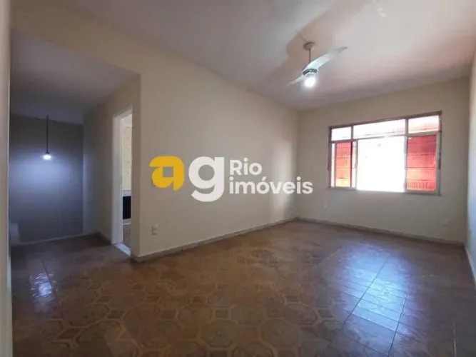Casa em Condomínio : Sobrado / Residencial / Vila Valqueire
