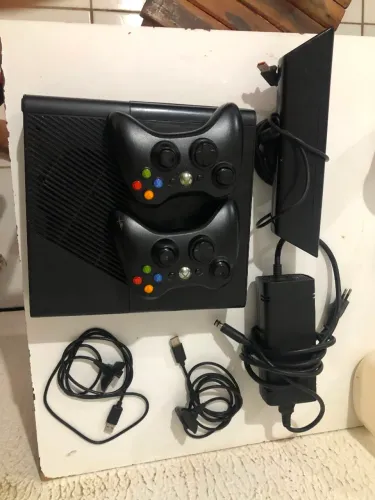 Xbox 360 slim desbloqueado - Completo