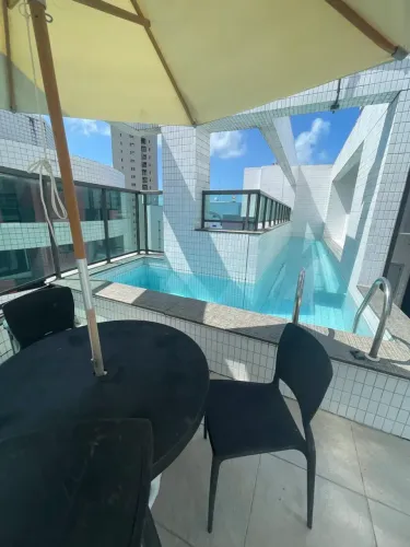 ALUGUEL DE FLAT MOBILIADO A UMA QUADRA DO MAR NA NAVEGANTES!