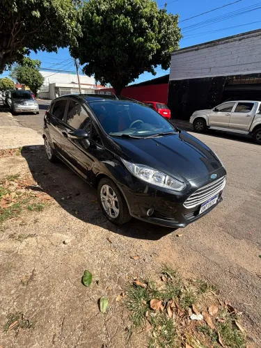 Ford Fiesta 1.5 16V Flex Mec. 5P 2014