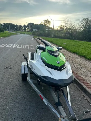 JET SKI SEA-DOO  
