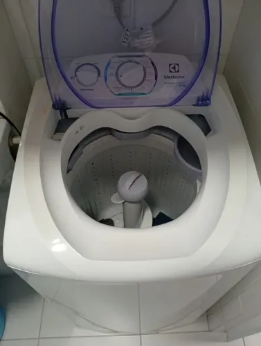 Máquina de lavar roupa 8 kilos