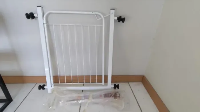 Grade Portão Porta Proteção Pets Crianças C/ Extensor Branco Açomix