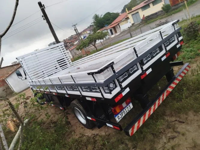 Accelo 815