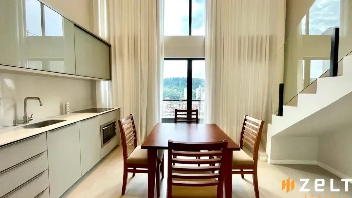 Apartamento com 1 dormitório para alugar, 45 m² por R$ 3.600,00/mês - Vila Nova - Blumenau