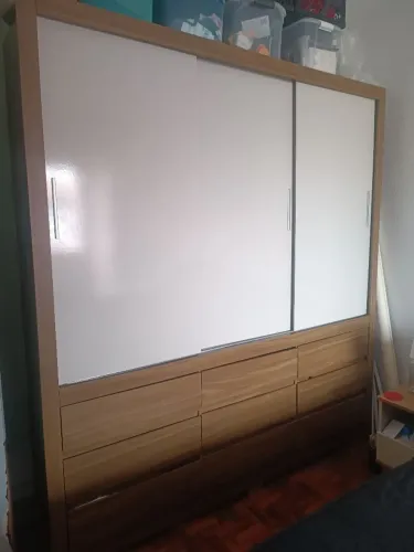 Guarda Roupa Semi Novo
