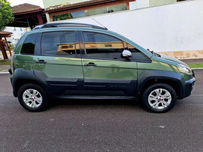 Fiat Idea Advent./ Adv.locker 1.8 MPI Flex 5P 2011