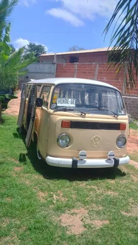 Volkswagen Kombi Standard/ Luxo/ Serie Prata 1979