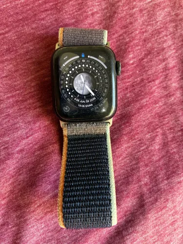 Apple se 2 geração 