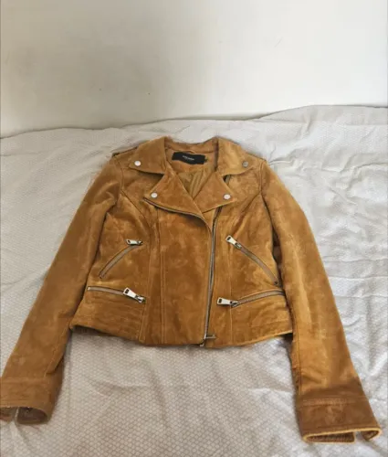 Jaqueta de couro cor mostarda marca Vero Moda