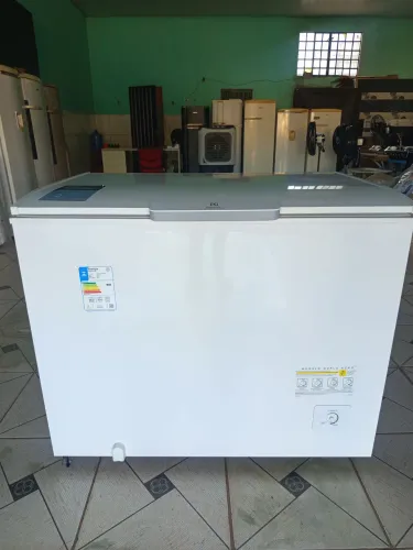 Freezer horizontal Electrolux 314L tecnologia inverter HI330 branco seminovo.