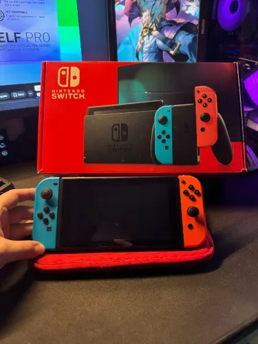 Nintendo Switch Completo com Caixa e Acessórios Originais