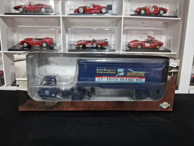 Caminhão Articulado Escala 1 43