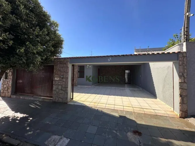 Casa com 4 quartos sendo 1 suite à venda - Jardim dos Calegaris - Paulínia/SP