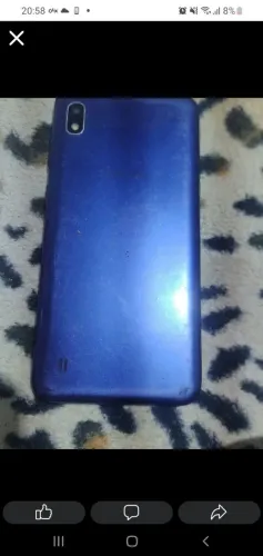 Celular A10 com defeito 