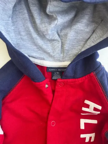 Macacão Thommy Hilfiger comprido - Infantil Masculino - Tam 6-9 m