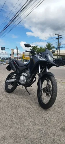 XRE 300 2019