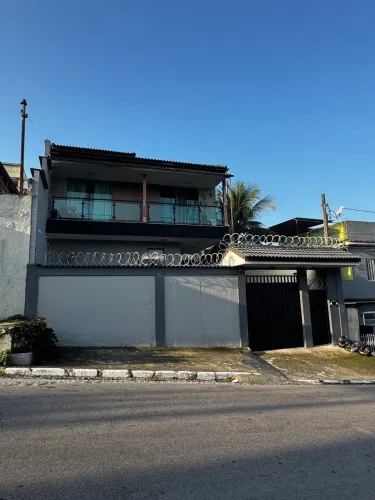 Vendo Linda Casa Piscina e 3 quartos RGI