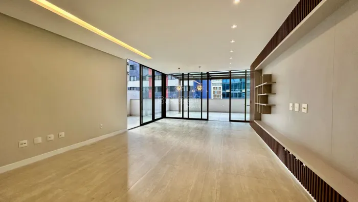 Apartamento 4 quartos no Centro