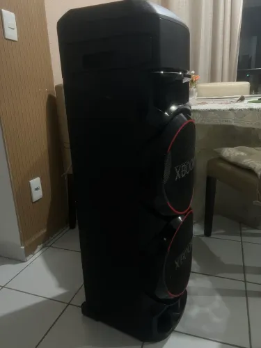 Caixa de som da LG muito potente