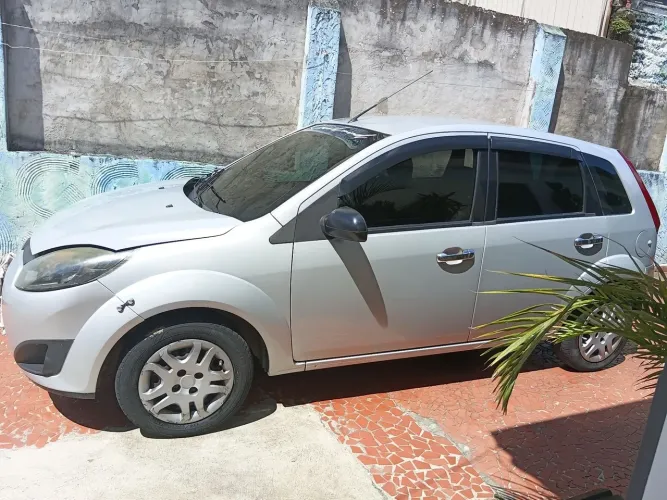 Ford Fiesta 1.0 8V Flex/class 1.0 8V Flex 5P 2011