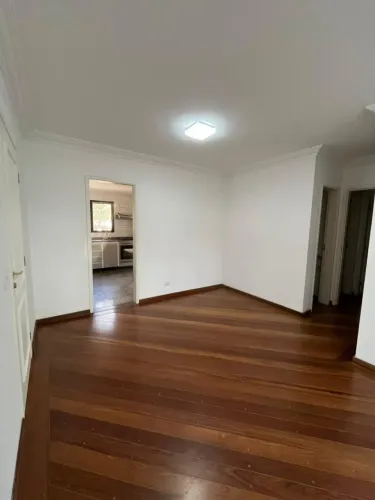 Apartamento no Condominio Edifício Four Seasons - 3 dorms - 100m²