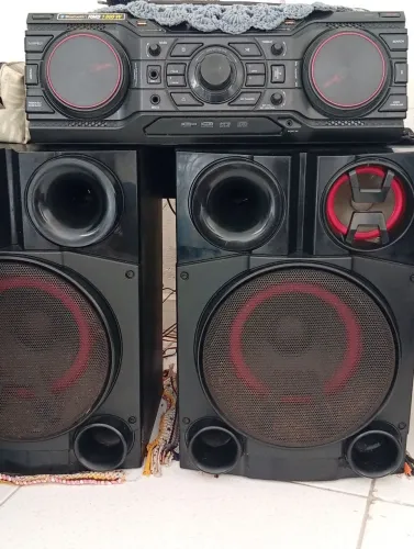 Som LG b1800 Wt RMS OBS ler a Descrição